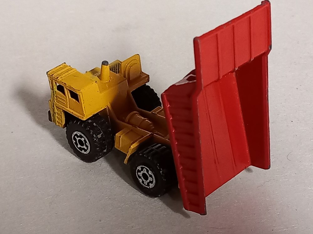 modeles reduits voitures dump truck