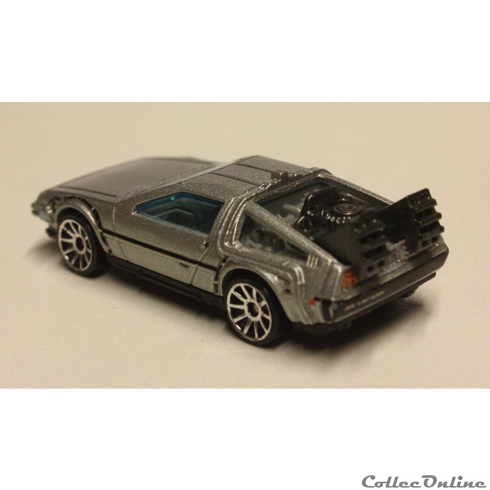 De Lorean Time Machine 2 modele reduit voiture de lorean time machine