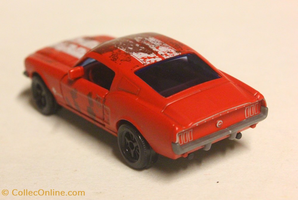 Ford Mustang 2 modele reduit voiture ford mustang