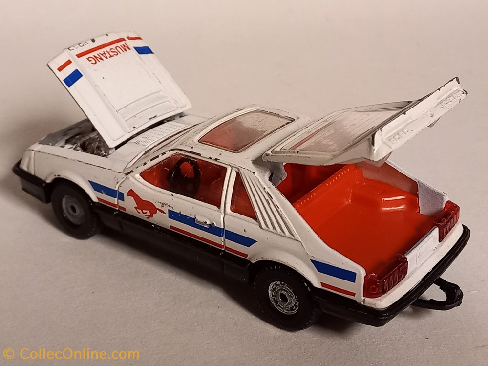 modeles reduits voitures ford cobra mustang