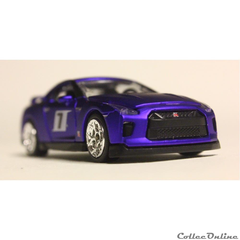modele reduit voiture nissan gt r