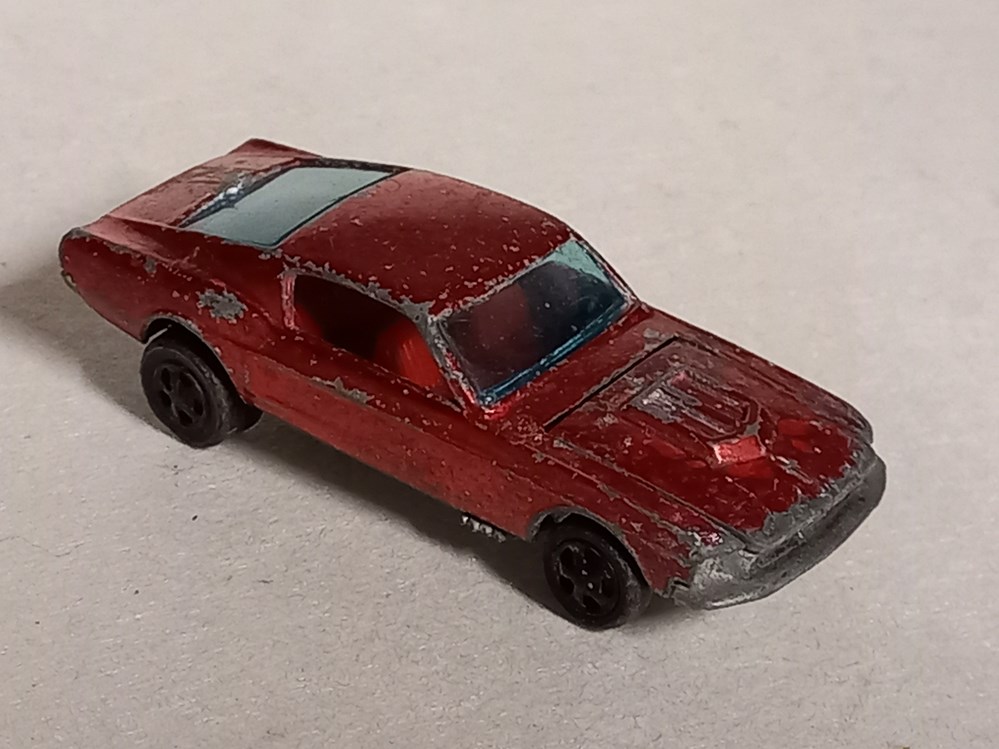 Custom Mustang modeles reduits voitures ford custom mustang