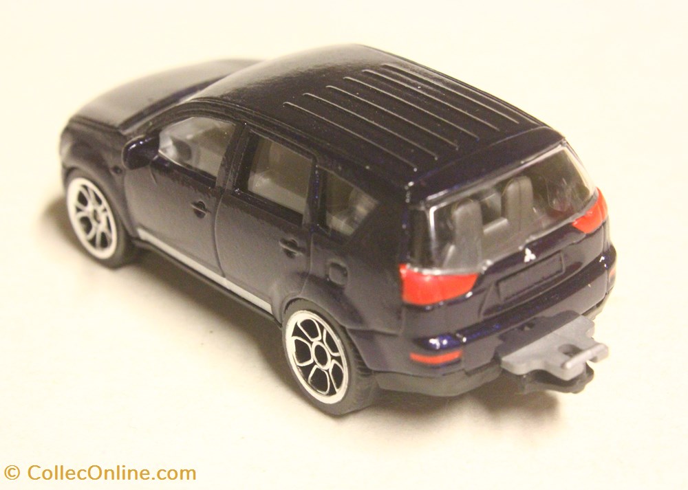 Mitsubishi Outlander 2 modeles reduits voitures mitsubishi outlander