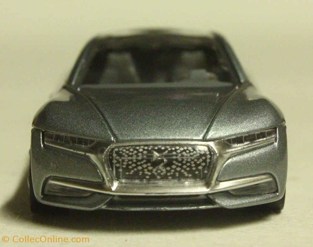 modeles reduits voitures concept car divine ds