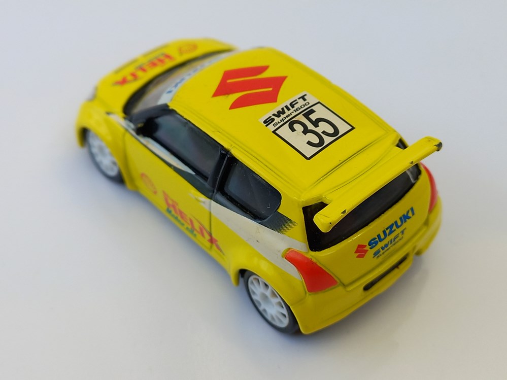 Suzuki Swift modeles reduits voitures suzuki swift
