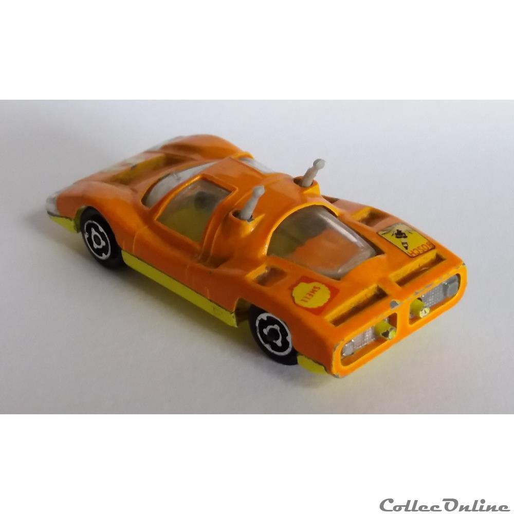 modele reduit voiture bertone panther
