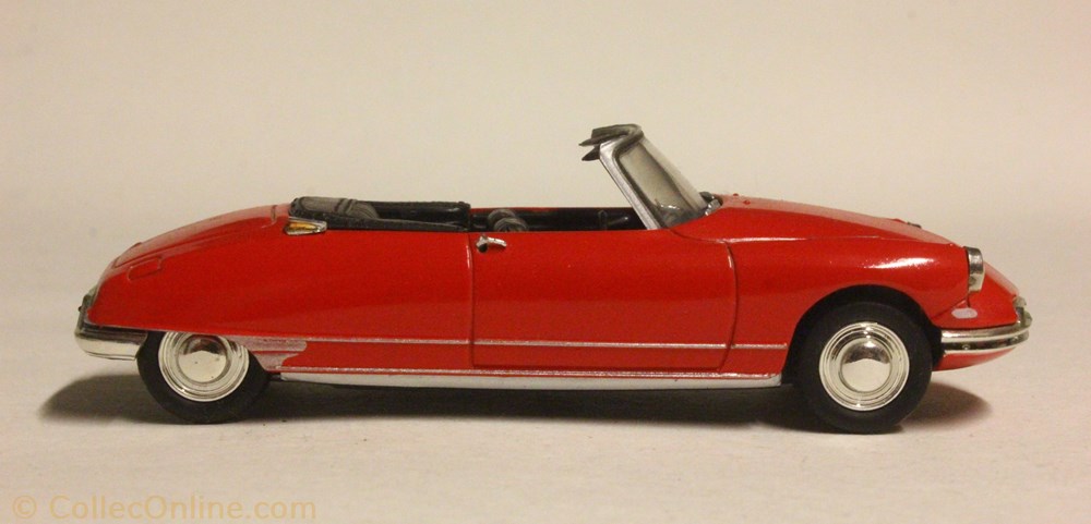 modele reduit voiture citroen ds 19 cabriolet