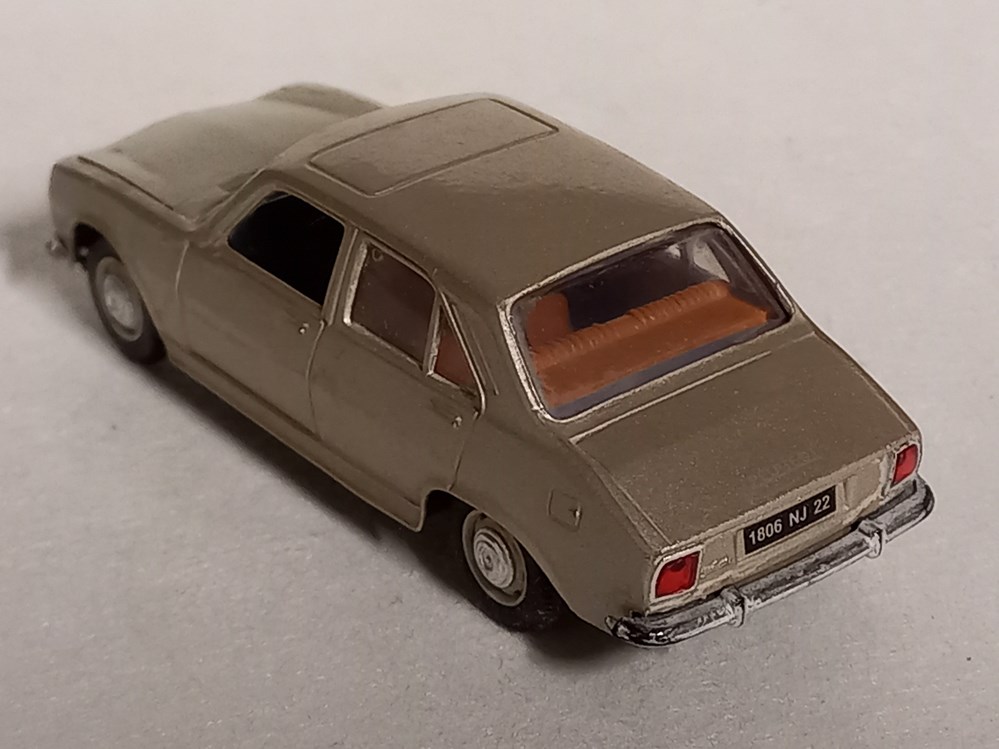 modeles reduits voitures peugeot 504