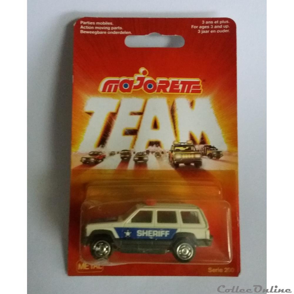 Jeep Sheriff modele reduit voiture jeep sheriff
