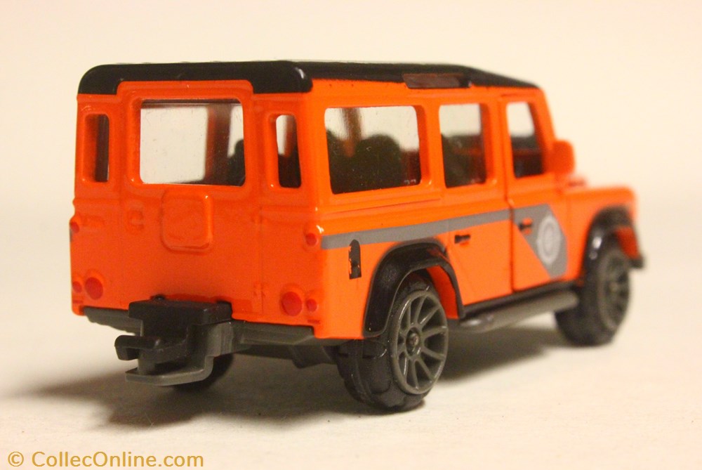 modele reduit voiture land rover defender 110