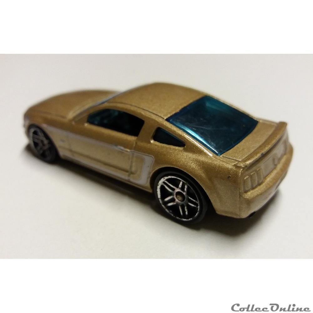 Ford Mustang GT 2 modele reduit voiture ford mustang gt