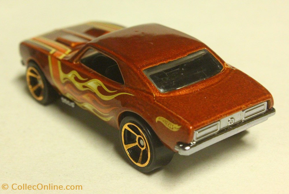 '67 Camaro 2 modeles reduits voitures chevrolet 67 camaro