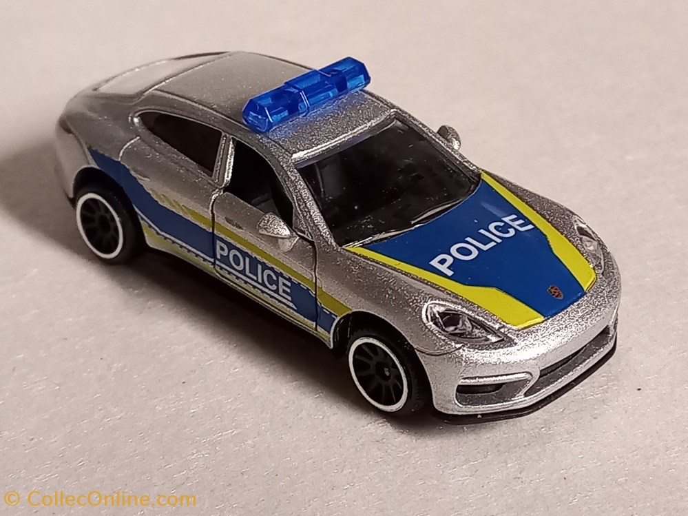 modeles reduits voitures porsche panamera