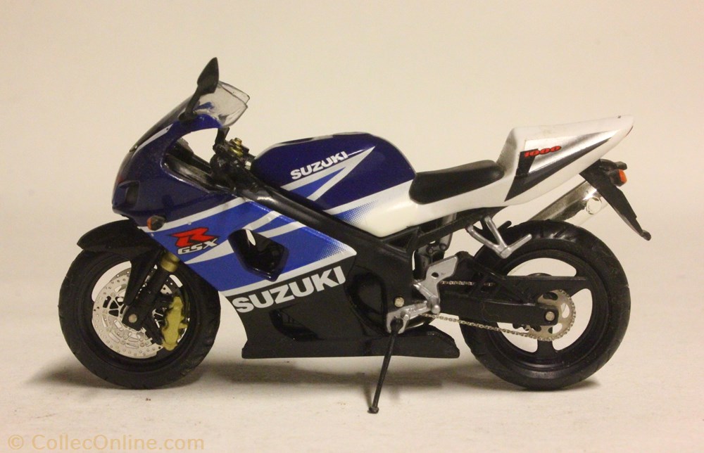 Suzuki GSX R 1000 3 modele reduit moto suzuki gsx r 1000