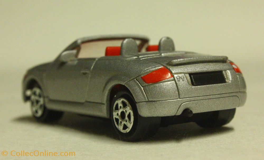 Audi TT Cabriolet 4 modeles reduits voitures audi tt cabriolet