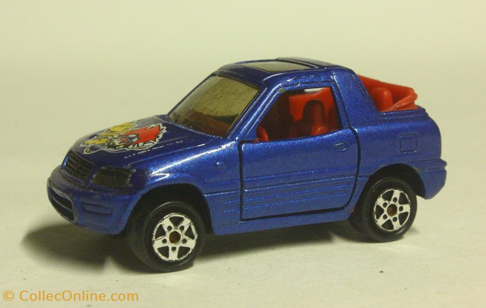 Toyota RAV 4 3 modele reduit voiture toyotum toyota rav 4