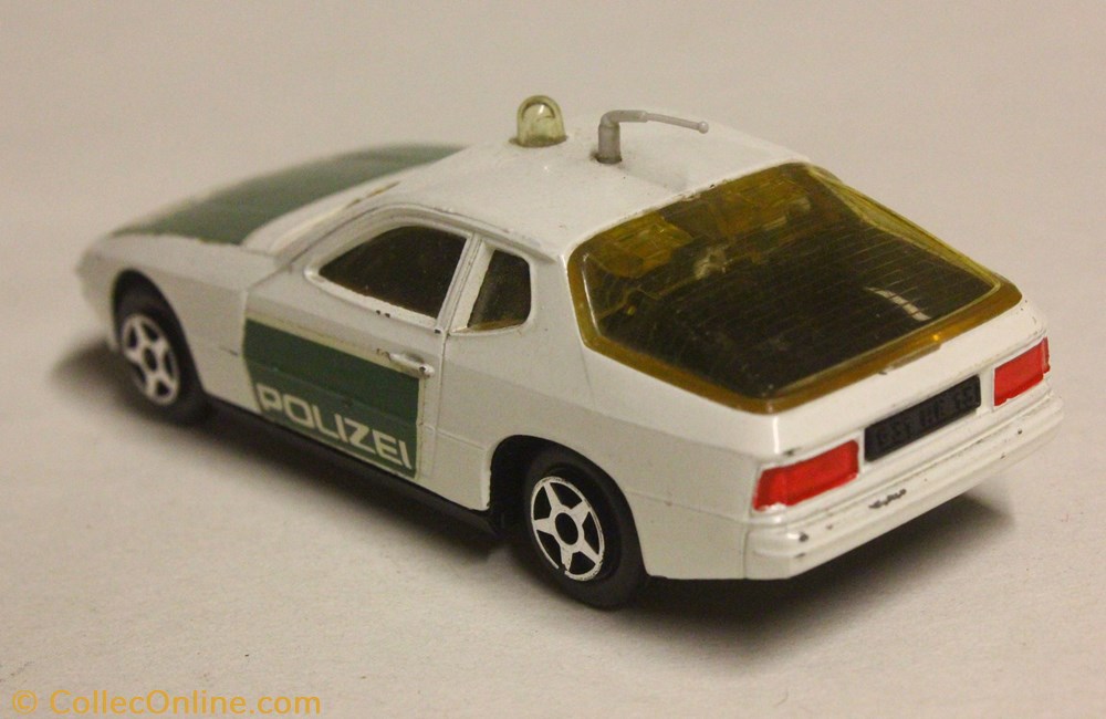 Porsche 924 2 modele reduit voiture porsche 924