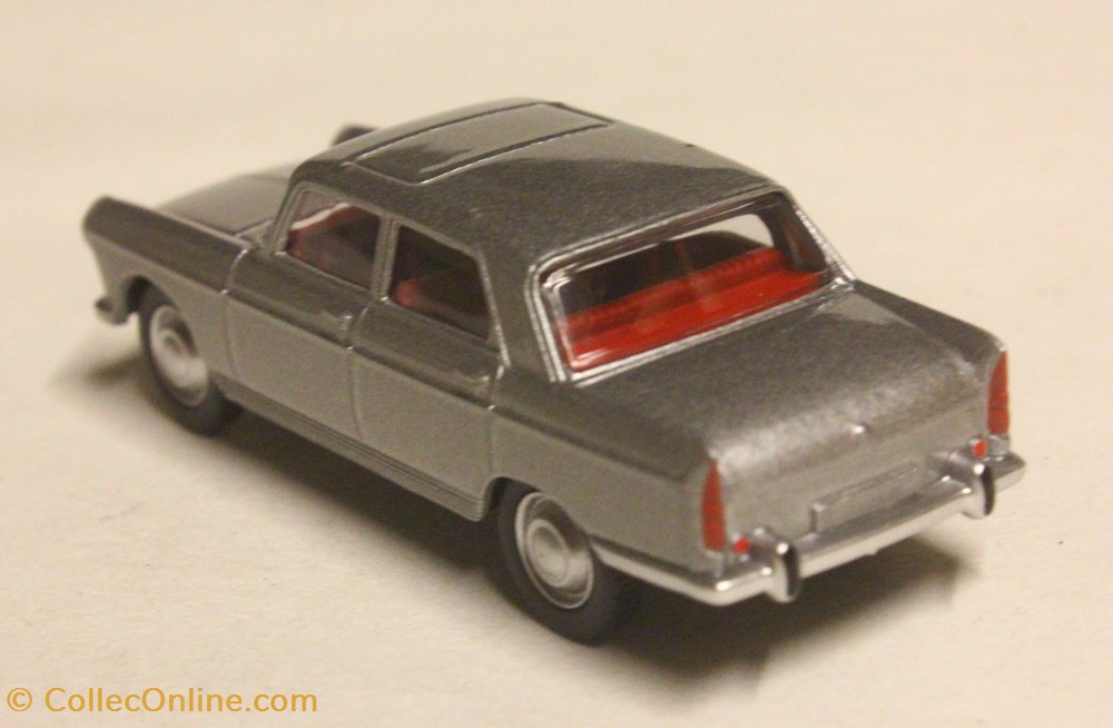 Peugeot 404 2 modele reduit voiture peugeot 404