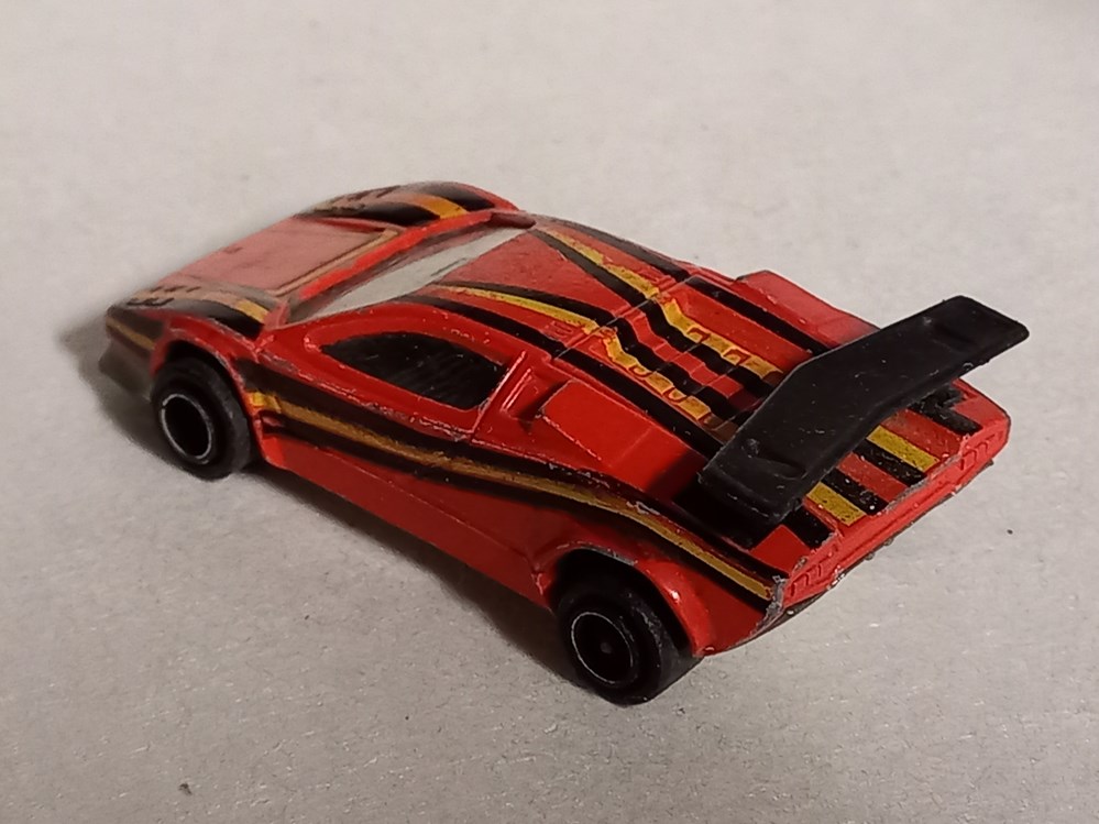 modeles reduits voitures lamborghini countach