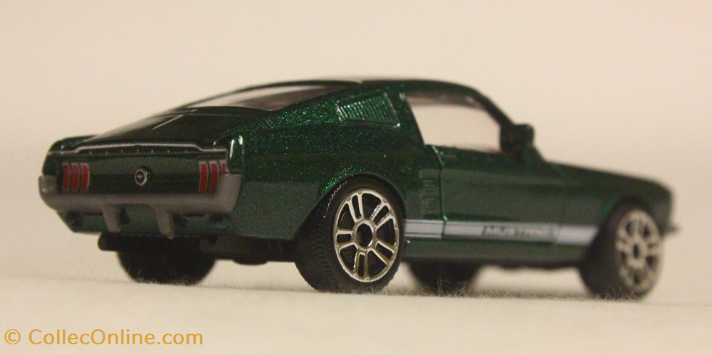 modele reduit voiture ford mustang