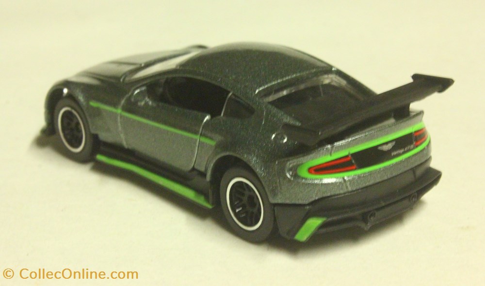 Aston Martin Vantage GT8 3 modele reduit voiture aston martin vantage gt8