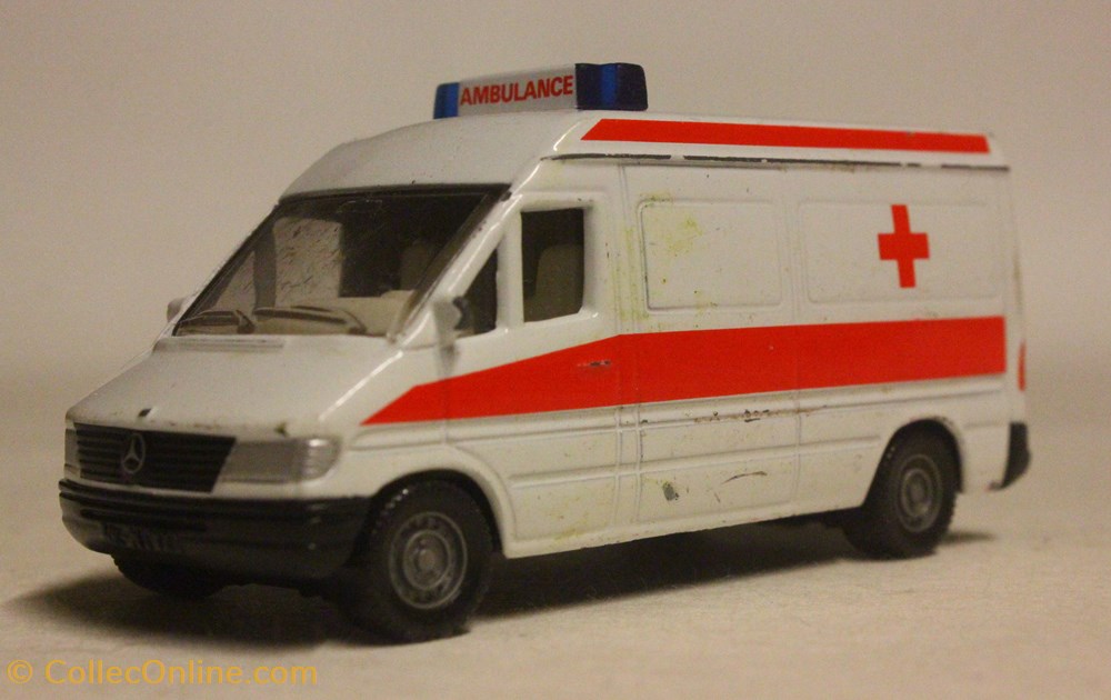 Mercedes Ambulance 3 modeles reduits voitures mercedes ambulance
