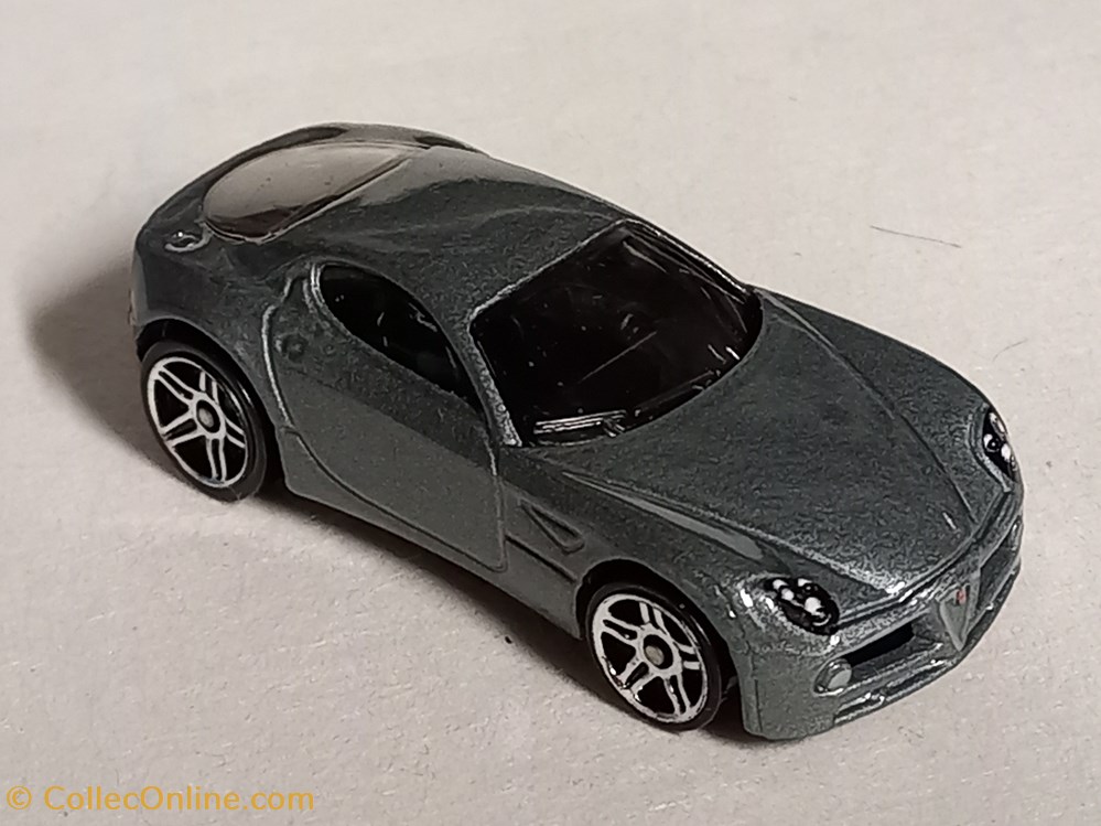Alfa Romeo 8C modeles reduits voitures alfa romeo 8c