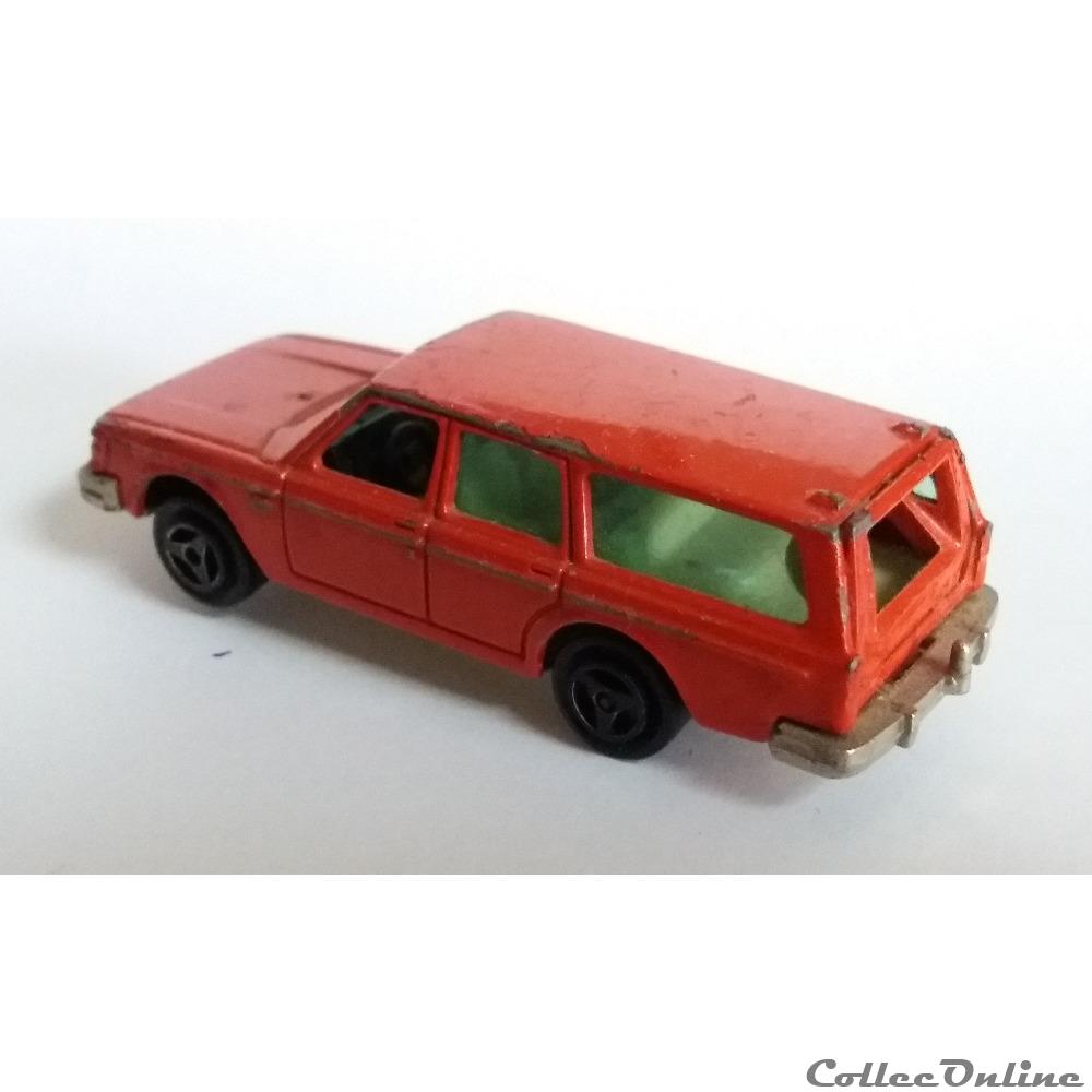 Volvo 245 DL modele reduit voiture volvo 245 dl