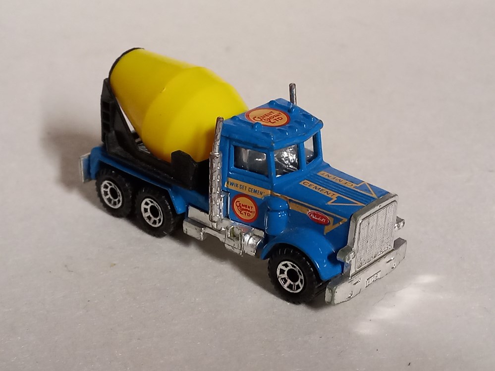 modeles reduits voitures peterbilt