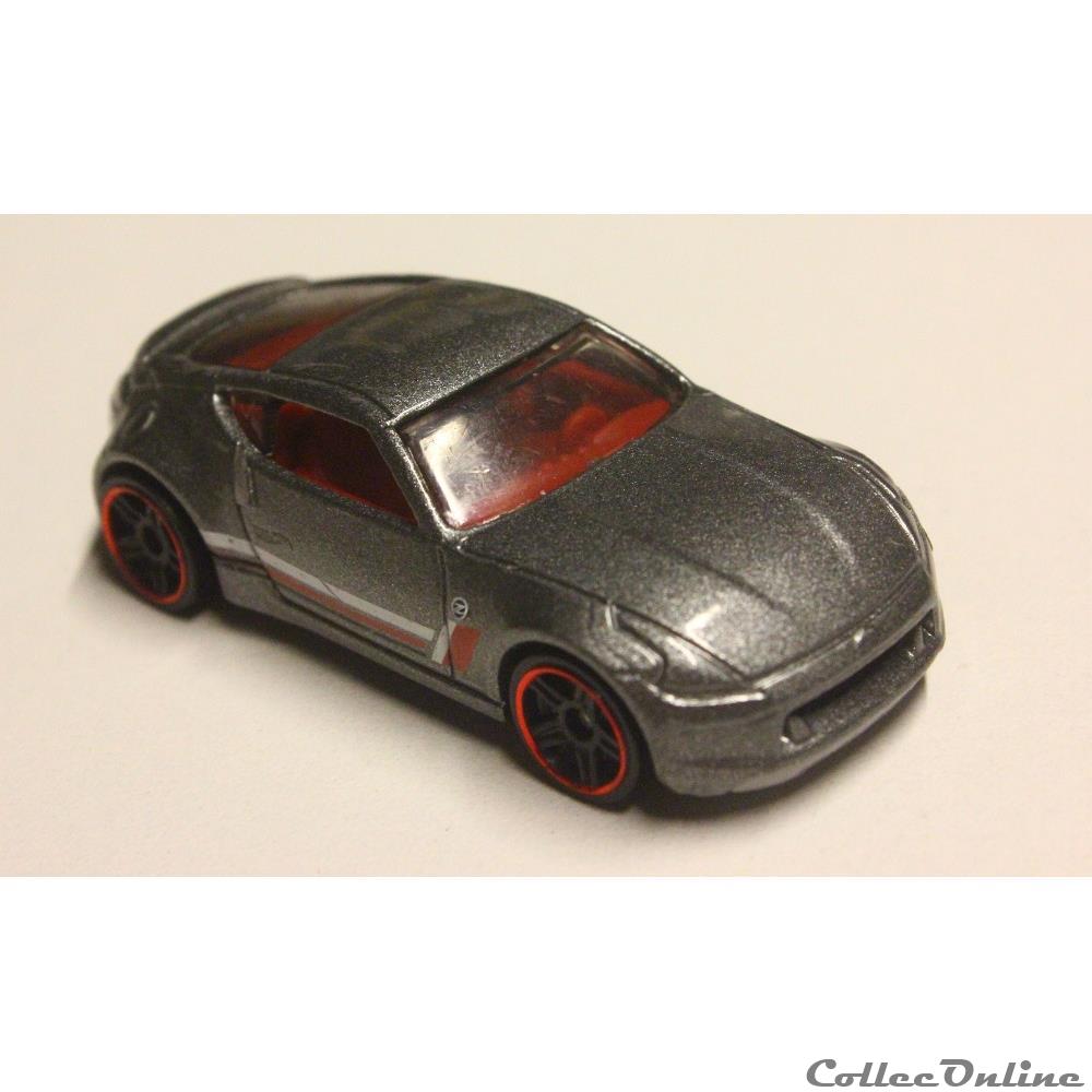 modele reduit voiture nissan 370z