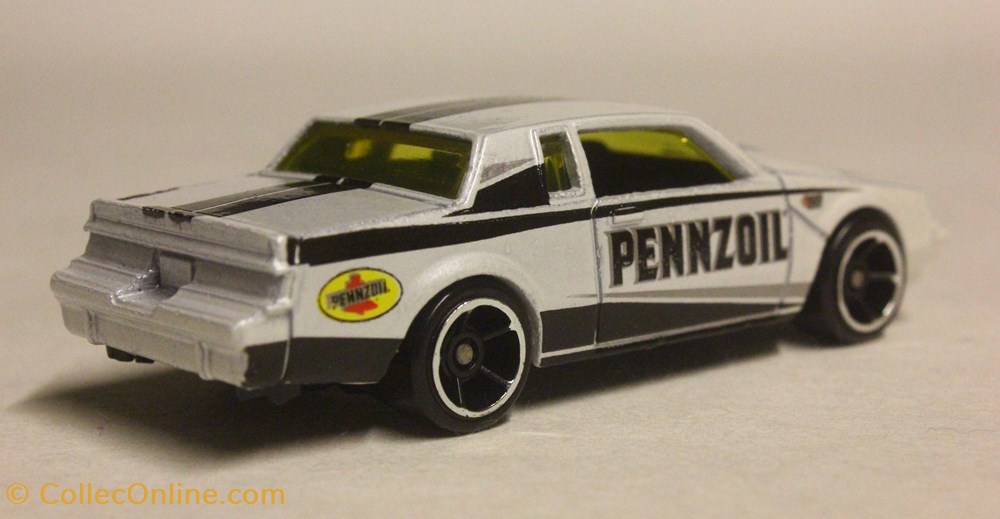 Buick Grand National 4 modeles reduits voitures buick grand national