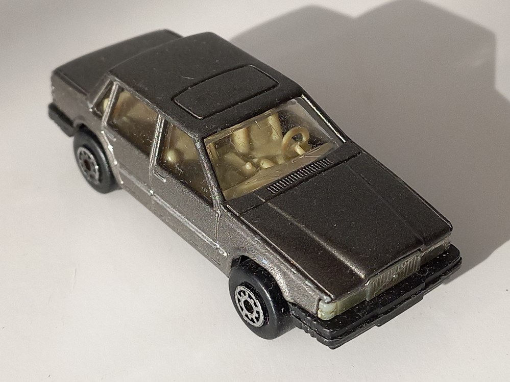 Volvo 760 GLE modeles reduits voitures volvo 760 gle
