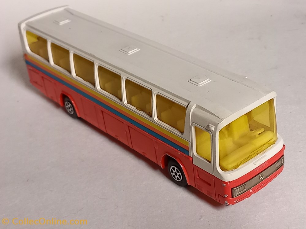 modeles reduits voitures autobus mercedes