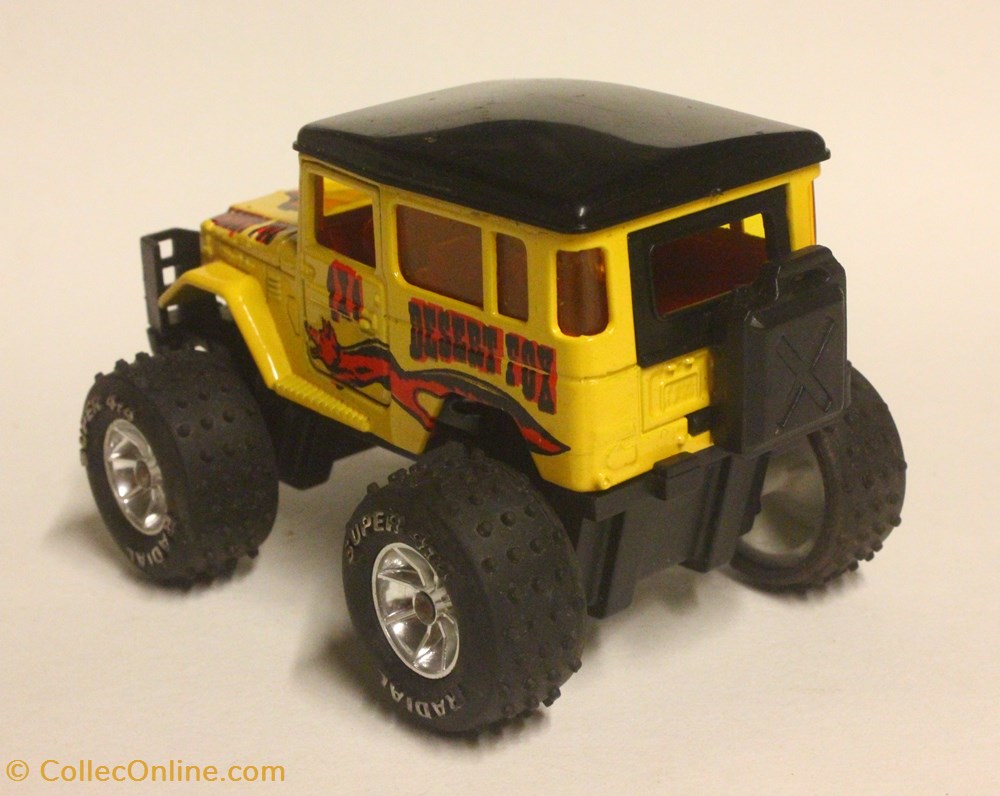 Toyota 4X4 2 modele reduit voiture toyotum toyota 4x4
