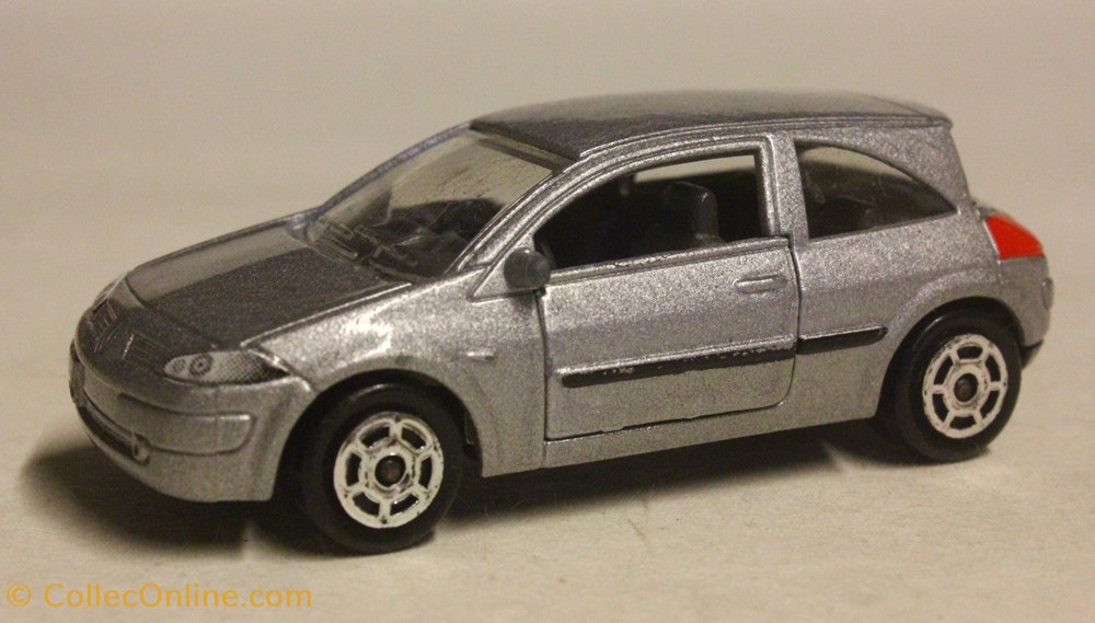 Renault Mégane II 3 modeles reduits voitures renault megane ii