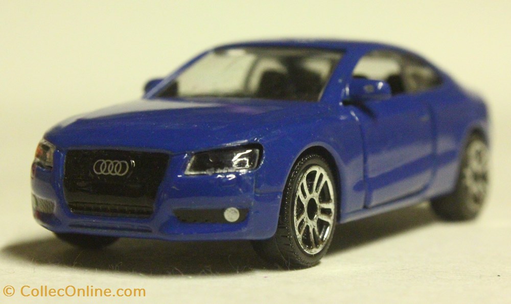 Audi A5 Coupé 3 modeles reduits voitures audi a5 coupe