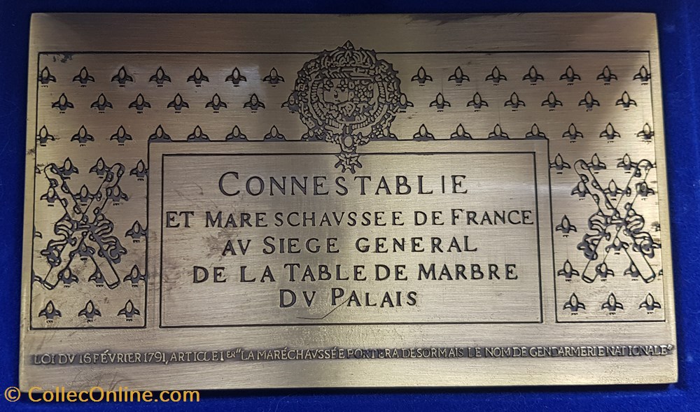 Réplique en bronze de la table de la Connestablie et Marechaussée de France militaria police gendarmerie replique en bronze de la table de la connestablie et marechaussee de france