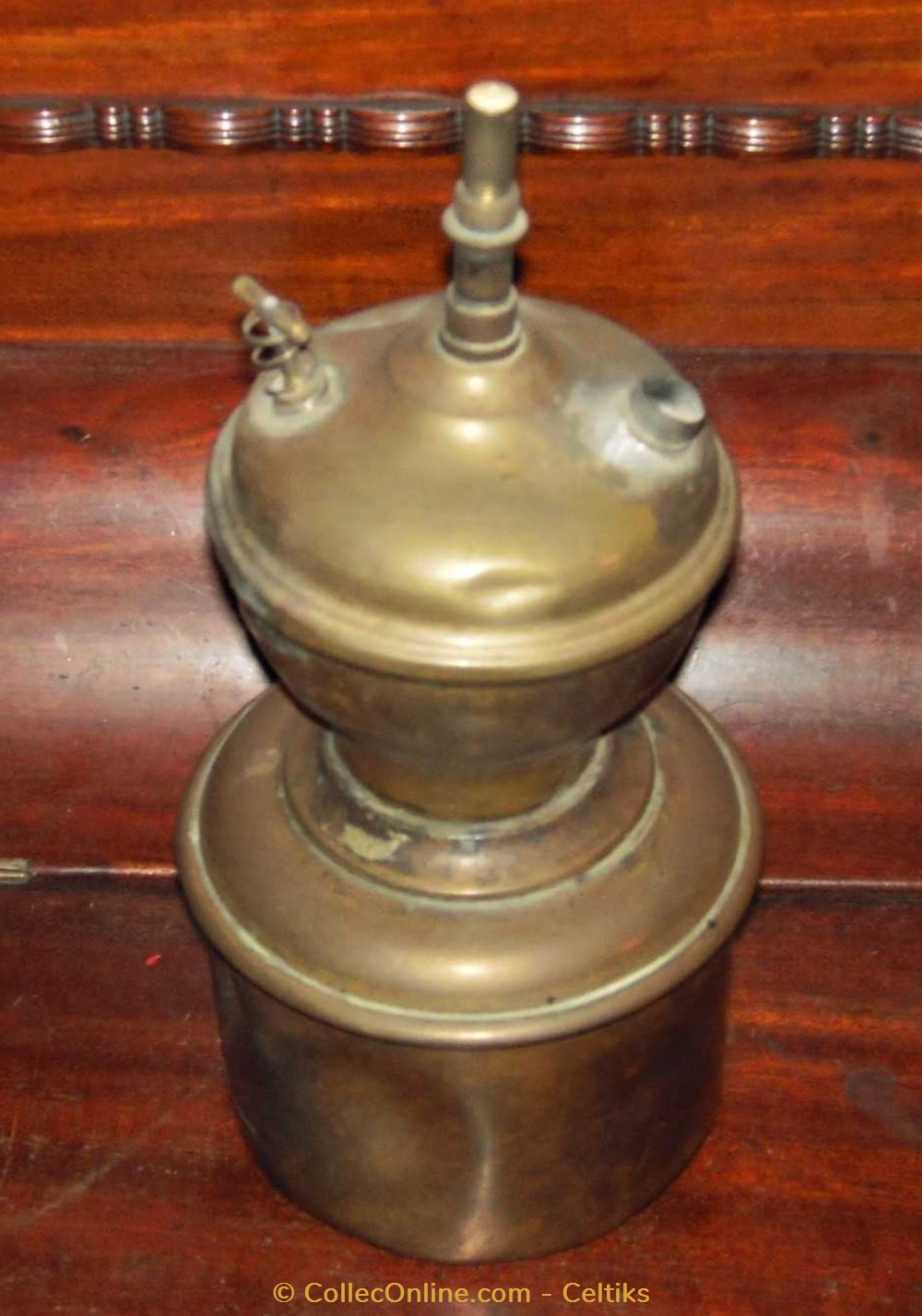 art antiquites eclairage ancien lampe a carbure de maison
