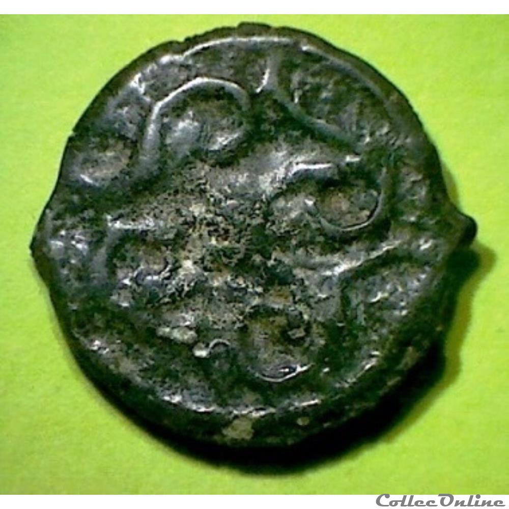 série 553 DT 2630 potin aux volutes cruciformes monnaie antique gauloise serie 553 dt 2630 potin aux volutes cruciformes