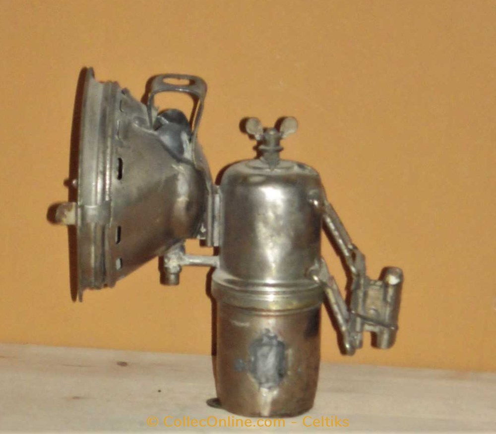 transports lampe a carbure de velo
