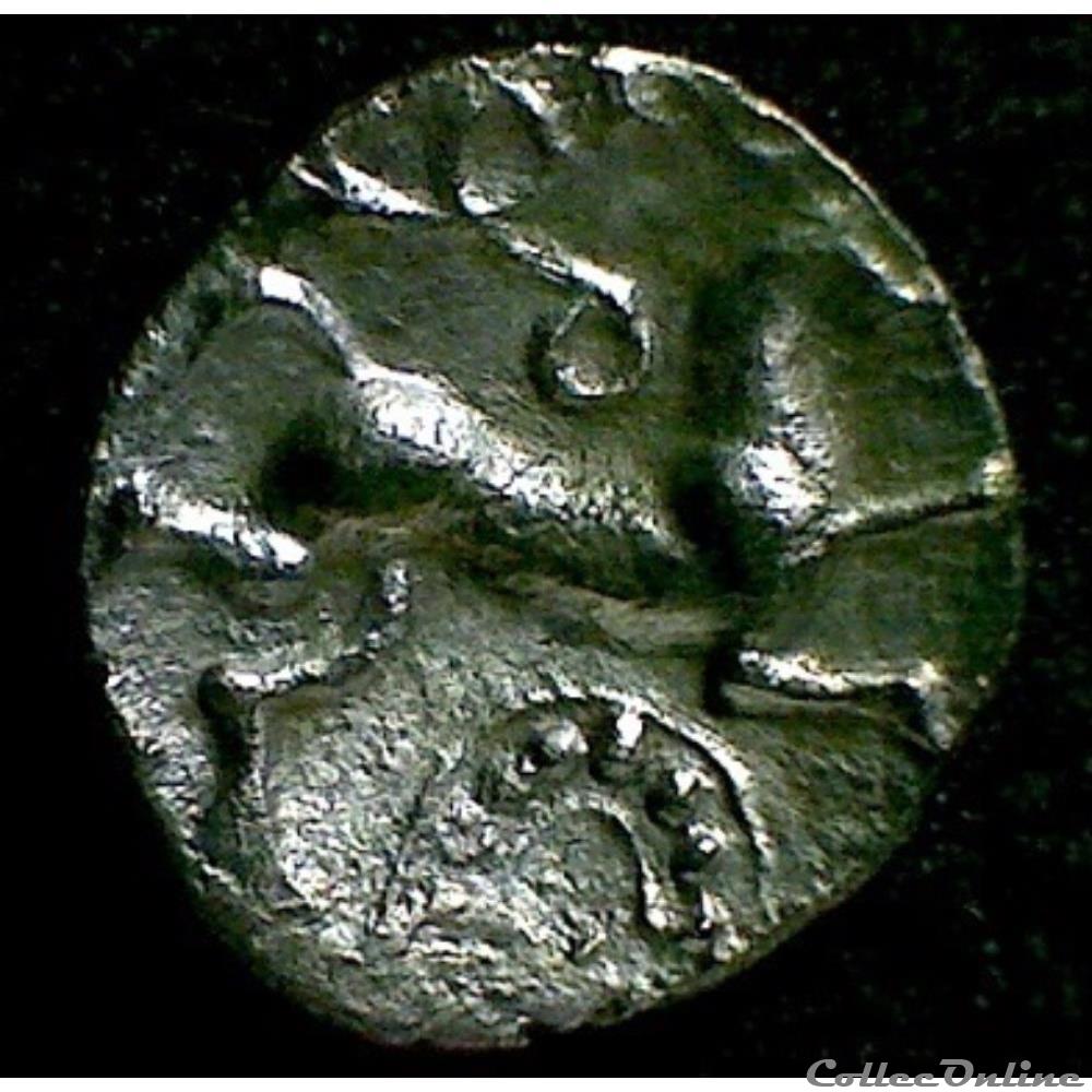 DT série 377 minimi à la tête de pallas monnaie antique gauloise dt serie 377 minimi a la tete de pallas