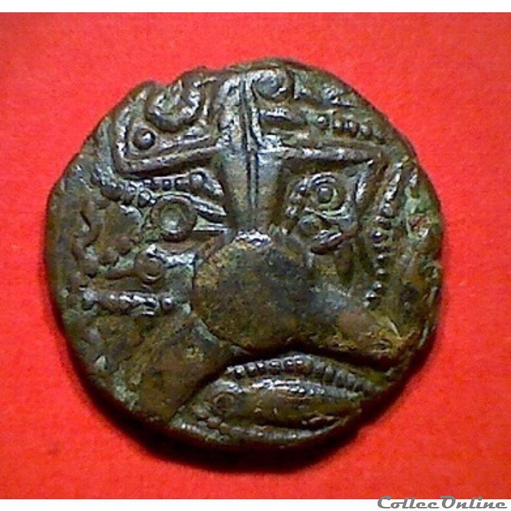 série 43 DT 301 bronze au personnage courant monnaie antique gauloise serie 43 dt 301 bronze au personnage courant