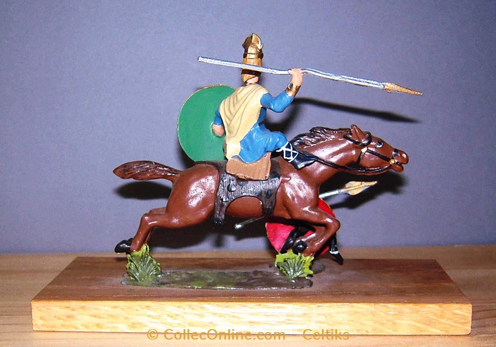 CBG MIGNOT - b 3 figurines historique antiquite cbg mignot b