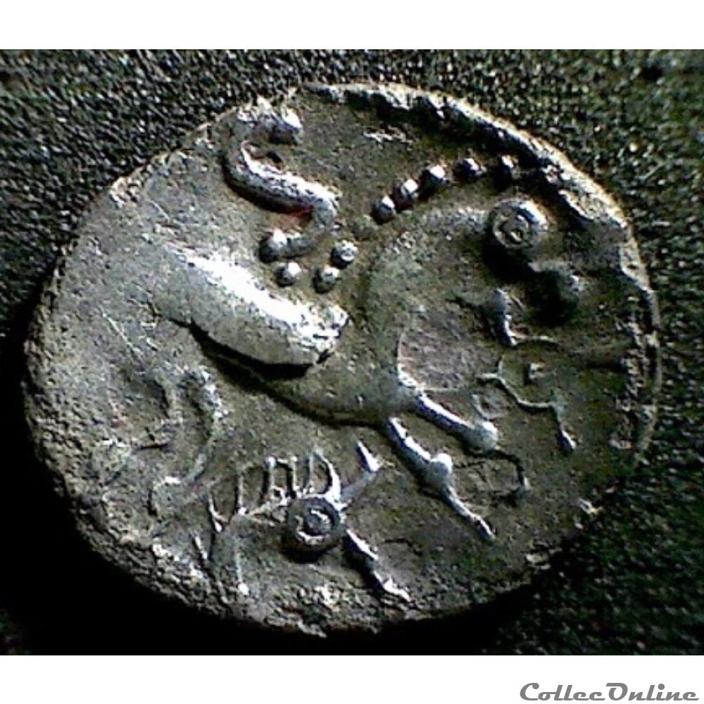 Série 414 DT 2427 lamellaire au cheval et au sanglier monnaie antique gauloise serie 414 dt 2427 lamellaire au cheval et au sanglier