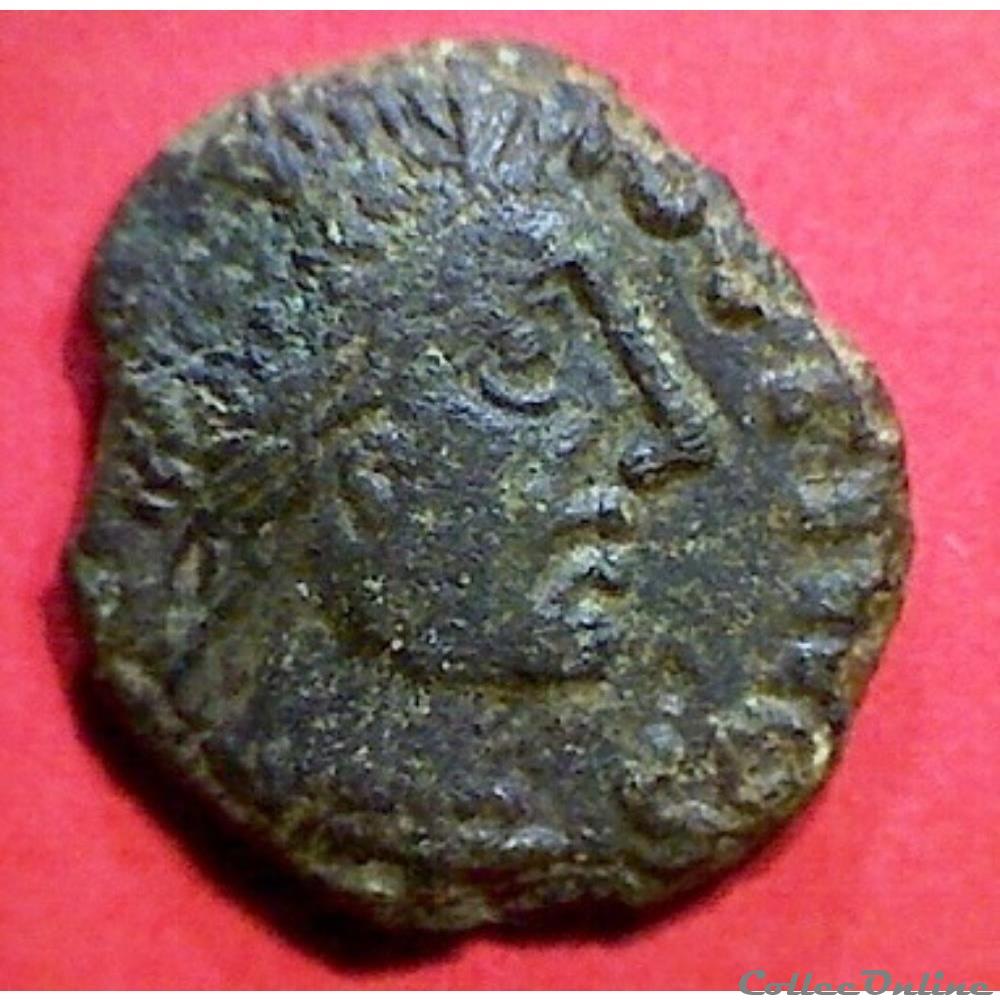 Série 84 DT 652 SVTICCOS à la tête de face monnaie antique gauloise serie 84 dt 652 svticcos a la tete de face