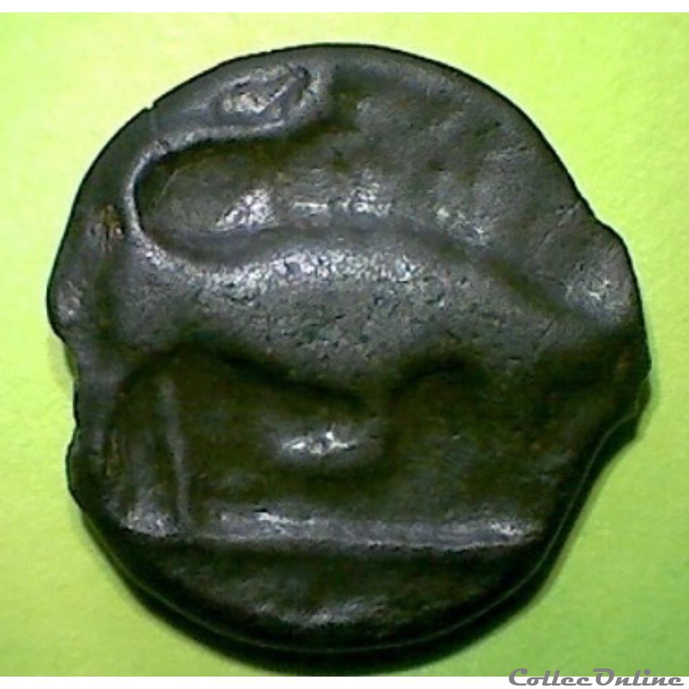 monnaie antique gauloise serie 1139 potin a la tete diabolique et au taureau a droite