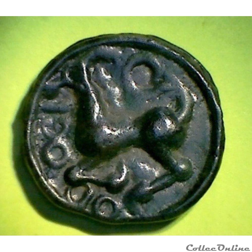 série 950 DT 3253 potin Q DOCI au quadrupéde monnaie antique gauloise serie 950 dt 3253 potin q doci au quadrupede