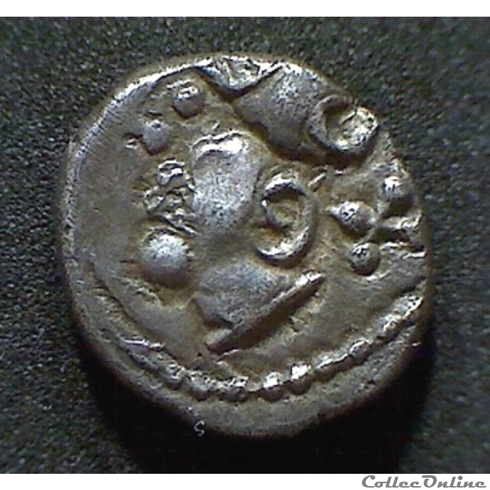 monnaie antique gauloise serie 881 dt 3189 var quinaire a la tete casquee