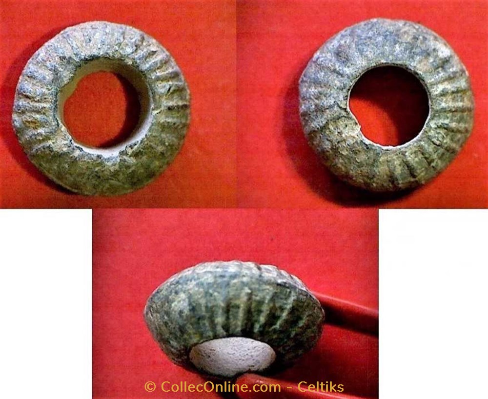 fusaïole - biconvexe art antiquites archeologie europe fusaiole biconvexe
