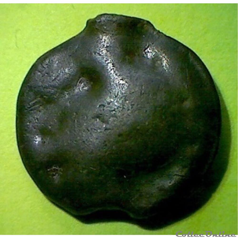 monnaie antique gauloise serie 1139 potin a la tete diabolique et au taureau a droite